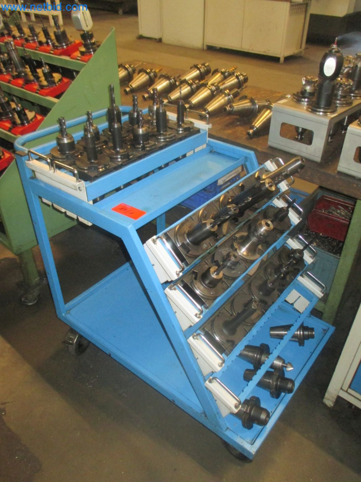 Werkzeugaufnahmewagen